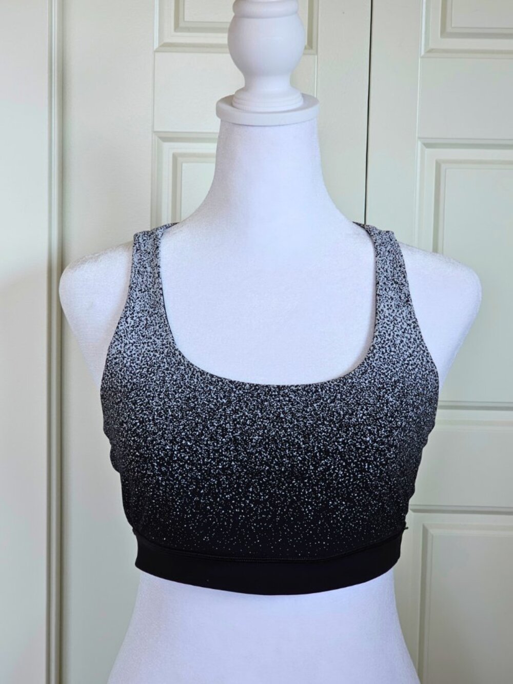 Lululemon Energy Bra 8 Ombre Speckle Black White Strappy Back Luxtreme W2AN7S - Picture 5 of 7